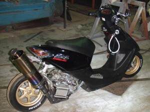 На фото - скутер с турбонаддувом, bikepost.ru На фото - скутер с турбонаддувом, bikepost.ru