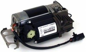 На фото - компрессор пневмоподвески Туарег, unibo.ru На фото - компрессор пневмоподвески Туарег, unibo.ru