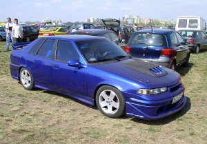 На фото - тюнинг экстерьера Daewoo Еspero, photo.qip.ru На фото - тюнинг экстерьера Daewoo Еspero, photo.qip.ru