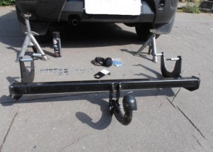 На фото - фаркоп на Лада Ларгус, lada-largus.com На фото - фаркоп на Лада Ларгус, lada-largus.com