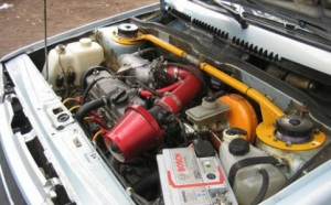 На фото - тюнинг инжекторного двигателя ВАЗ 2109, avto-tuning-mania.blogspot.com На фото - тюнинг инжекторного двигателя ВАЗ 2109, avto-tuning-mania.blogspot.com