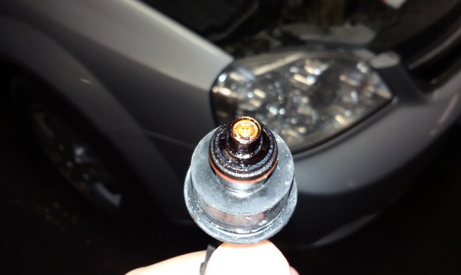 Загрязнение форсунок двигателя Загрязнение форсунок двигателя