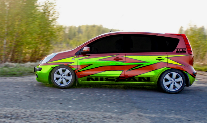 Тюнинг кузова Ниссан Ноут Тюнинг кузова Ниссан Ноут