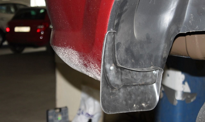 Брызговики на Рено Логан Брызговики на Рено Логан