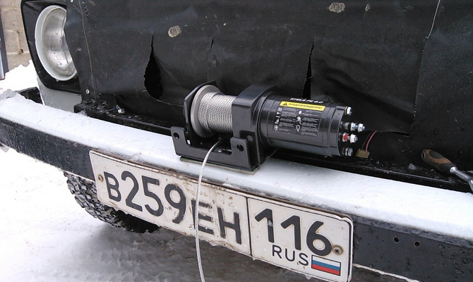 Лебедка для вытаскивания автомобилей Лебедка для вытаскивания автомобилей