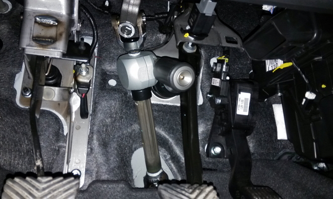 Установка блокиратора на рулевой вал Установка блокиратора на рулевой вал