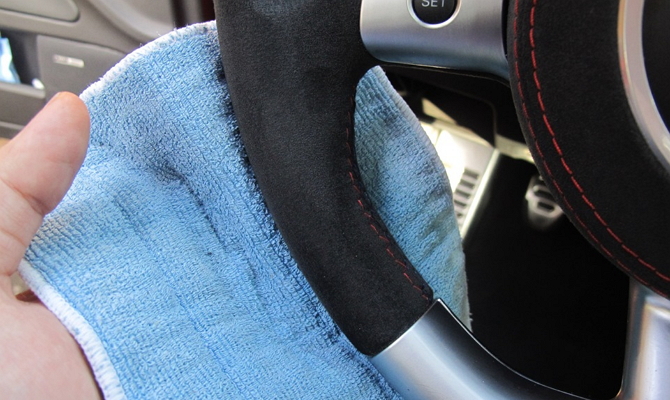 Уход за салоном авто из алькантры Уход за салоном авто из алькантры