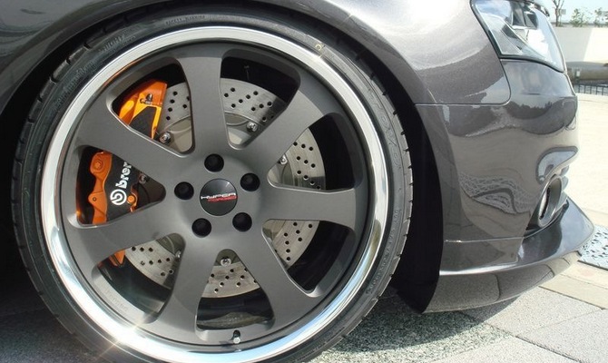 Замена колесных дисков – яркий и сравнительно недорогой тюнинг Замена колесных дисков – яркий и сравнительно недорогой тюнинг