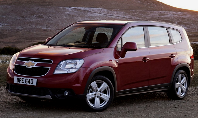 Нанесение тонировки на стекла – делаем вождение комфортнее Нанесение тонировки на стекла – делаем вождение комфортнее