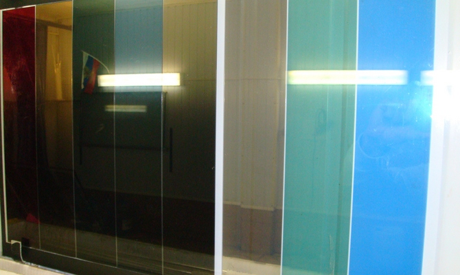 Виды пленок – атермальная, зеркальная или силиконовая? Виды пленок – атермальная, зеркальная или силиконовая?