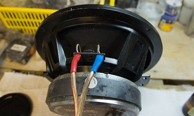 Подсоединяем динамики – что нужно учесть и как сделать все правильно? Подсоединяем динамики – что нужно учесть и как сделать все правильно?