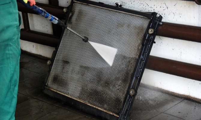 Наружная чистка радиатора Наружная чистка радиатора