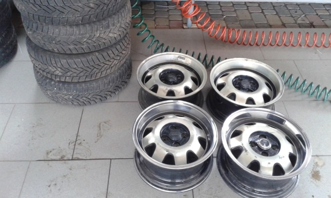 Минимальная среднесуточная температура, после которой мы понимаем, что пора "переобуваться" - +7 градусов Цельсия Минимальная среднесуточная температура, после которой мы понимаем, что пора "переобуваться" - +7 градусов Цельсия