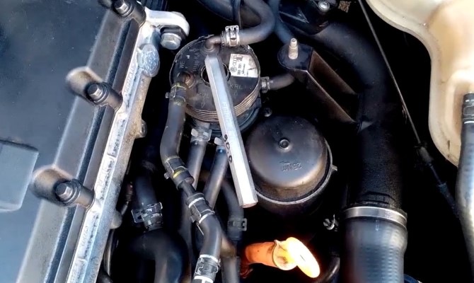 Дизельный фильтр, исходя из своих параметров, должен не только подходить по размерам, но и соответствовать типу двигателя своего авто Дизельный фильтр, исходя из своих параметров, должен не только подходить по размерам, но и соответствовать типу двигателя своего авто