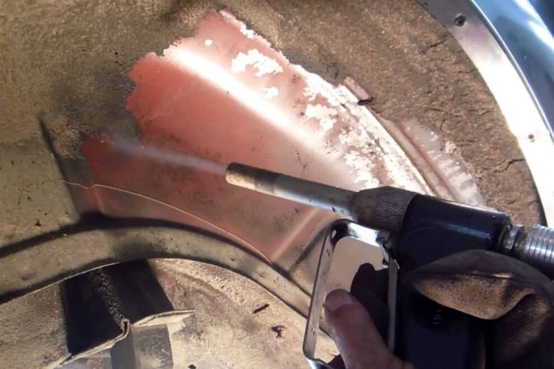 Чистка авто сухим льдом – особенности и достоинства криобластинга