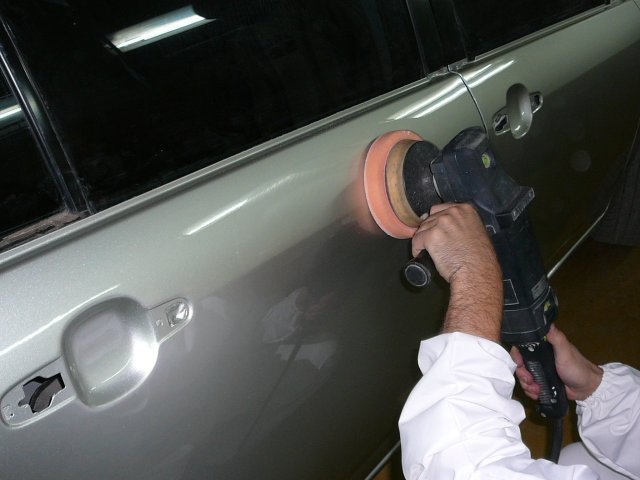 Красим автомобиль серебристым металликом – добиваемся профессионального результата