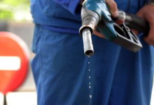 Бензин с разных АЗС расходуется с различной скоростью - в чем может быть причина?