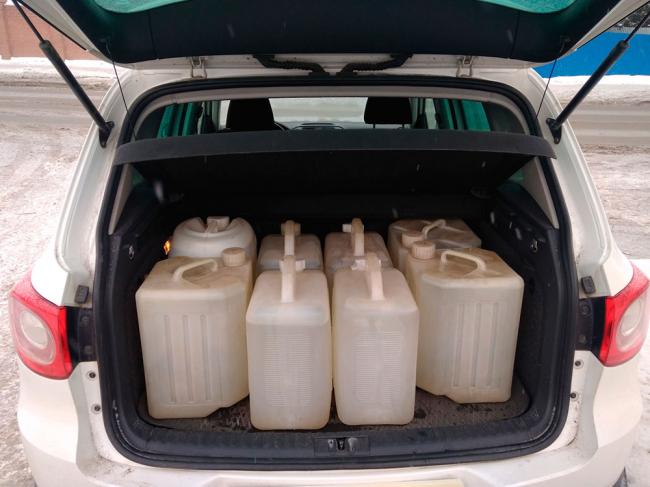 Транспортировка горюче-смазочных материалов для себя или на перепродажу, свыше установленных норм, невозможна без оформления свидетельства Разрешенное количество ГСМ к перевозке