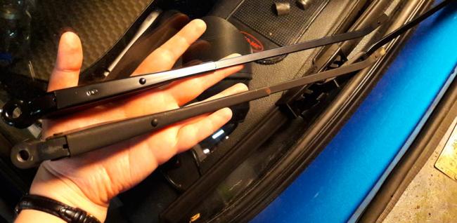 Поводки дворников Проблемы с поводками дворников