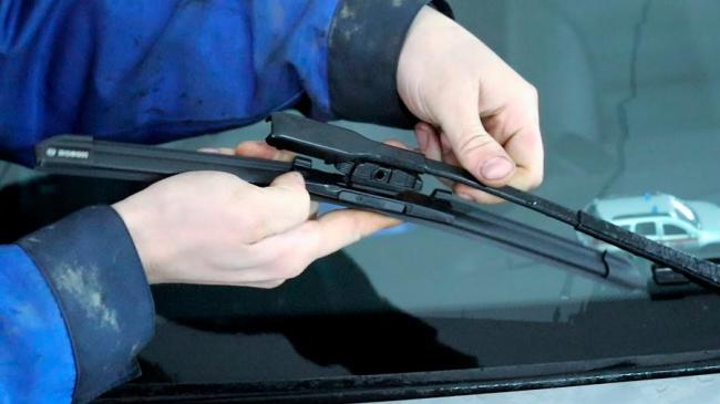 Установка новых дворников Установка новых дворников