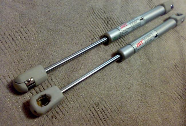 Амортизатор крышки капота Амортизатор крышки капота