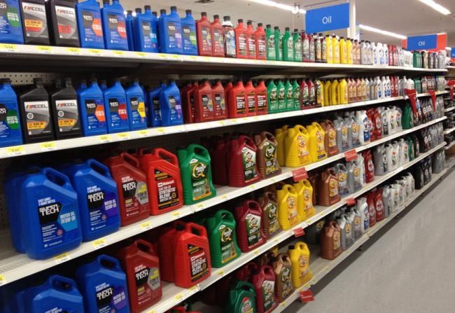 Ассортимент моторных масел Ассортимент моторных масел