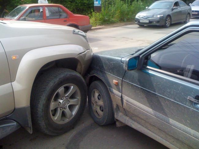 Автомобильная авария Автомобильная авария