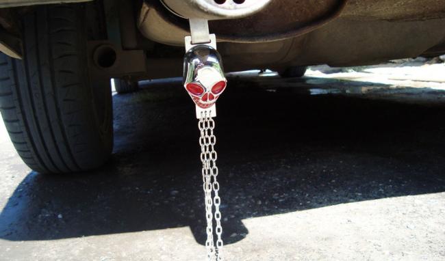 Автомобильный антистатик заземлитель Автомобильный антистатик заземлитель