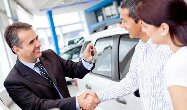 Автосалон предоставляет подменное авто клиенту Автосалон предоставляет подменное авто клиенту