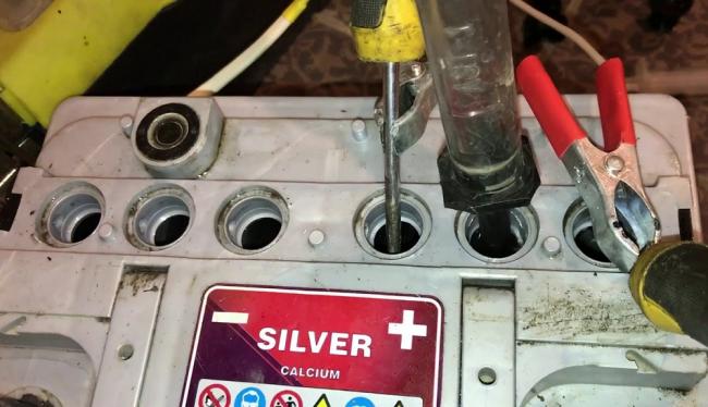 Восстановление банки АКБ автомобиля Банки аккумуляторной батареи