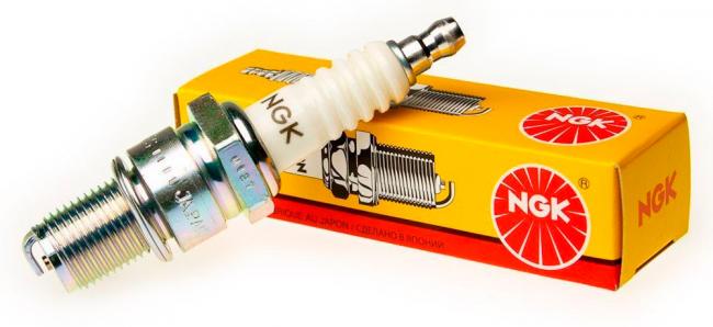 Фотография Ngk свечей зажигания Бренд NGK среди свечей зажигания