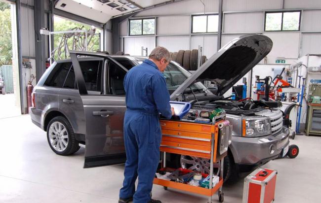 Диагностика автомобиля в автосервисе Диагностика автомобиля в автосервисе