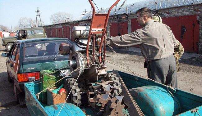 Езда на автомобиле с прицепом Езда на автомобиле с прицепом