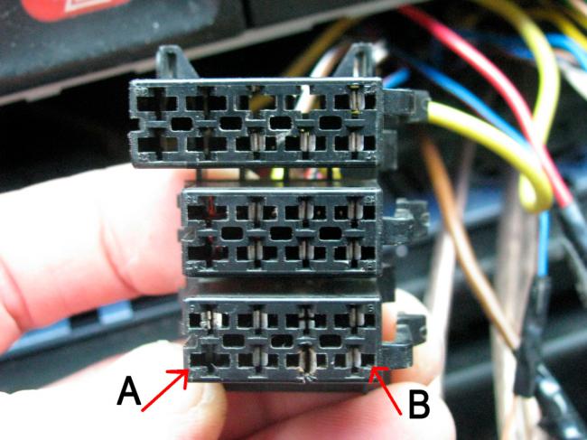 Подключение магнитолы к мультирулю Фотография магнитолы JVC