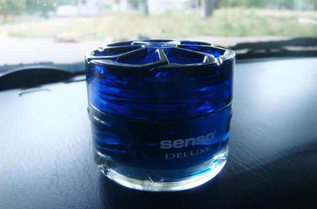 Гелевый ароматизатор в машину Гелевый ароматизатор в машину