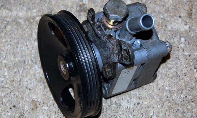 Гудит гидроусилитель руля Гудит гидроусилитель руля