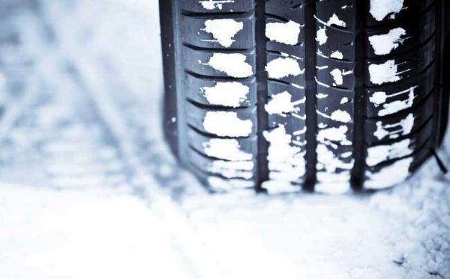 Езда на летней резине зимой Использование летних шин в зимнее время