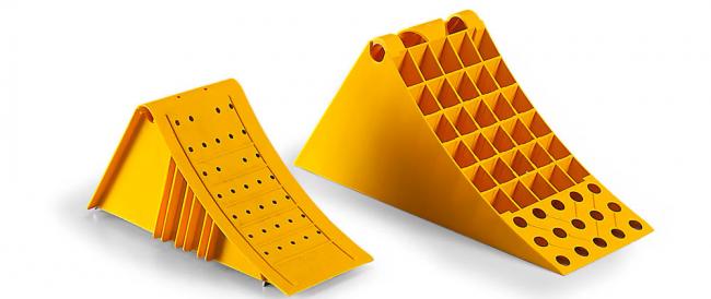 Противооткатные упоры для транспортного средства противооткатные упоры