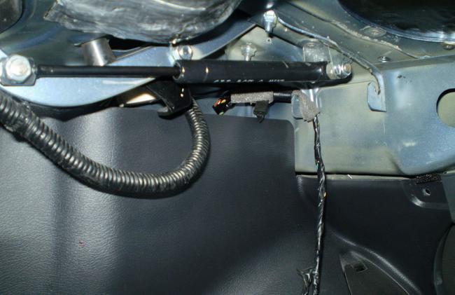 Электрические амортизаторы багажника Электрические амортизаторы багажника