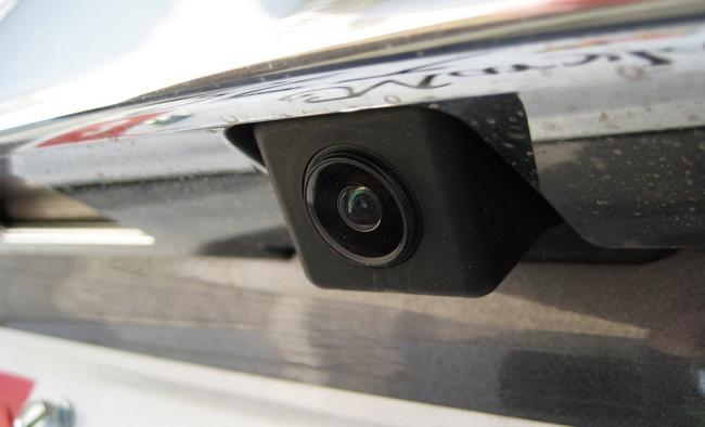 Камера заднего вида в бампере
