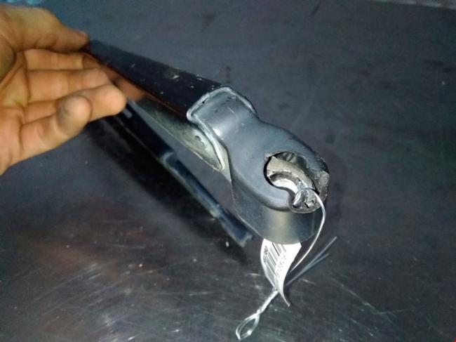 Поводок дворника Поводок дворника