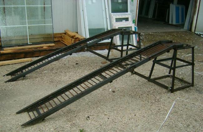 Металлический вариант самодельной эстакады Металлический вариант самодельной эстакады