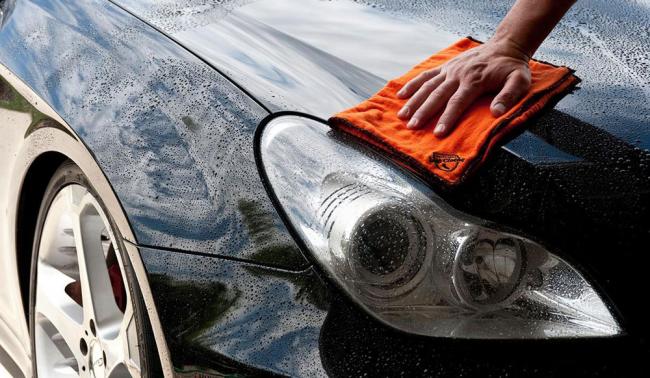 Мойка автомобиля перед покраской Мойка автомобиля перед покраской