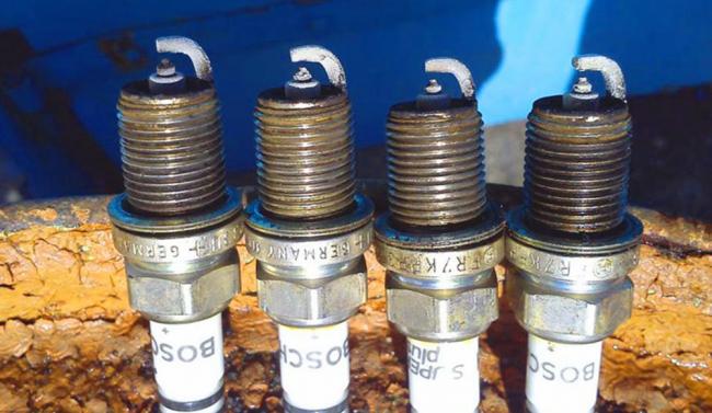 О чём говорит нагар на свечах зажигания и его цвет О чём говорит нагар на свечах зажигания и его цвет