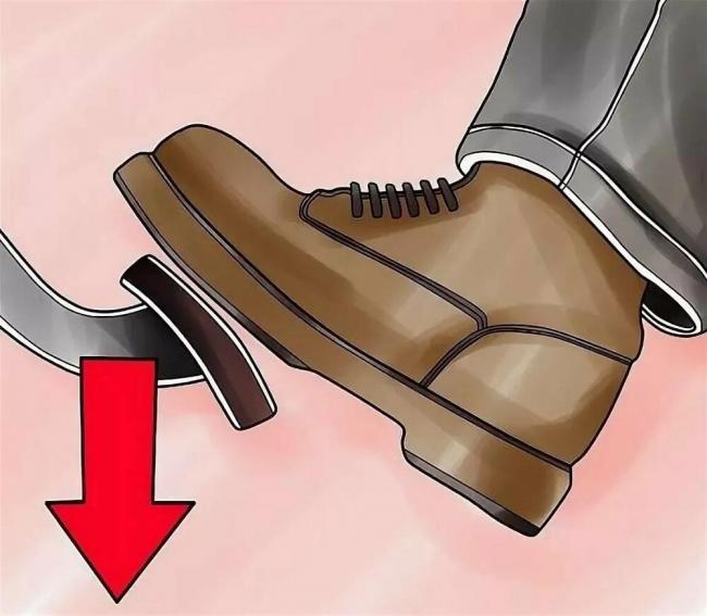 Как правильно нажимать на педаль сцепления Нажатие педали сцепления