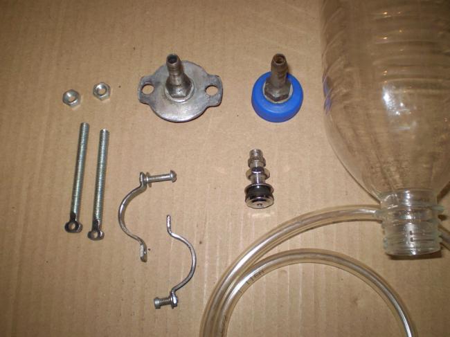 Необходимые элементы для прокачки тормозов Необходимые элементы для прокачки тормозов