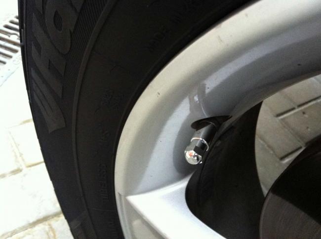 Золотник на колесе Золотник на колесе