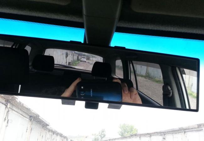 Панорамное зеркало заднего вида Панорамное зеркало заднего вида