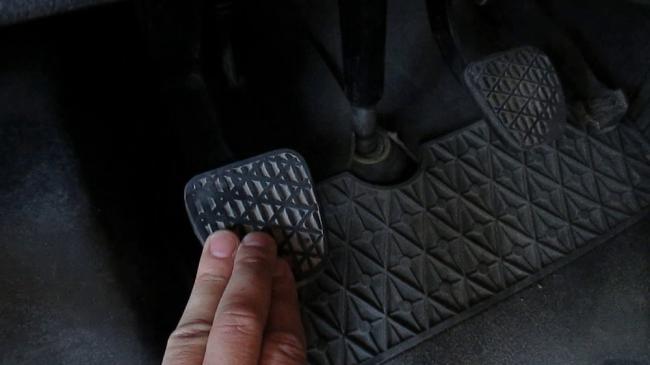 Педаль сцепления авто Педаль сцепления