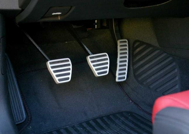 Педали автомобиля Педали автомобиля